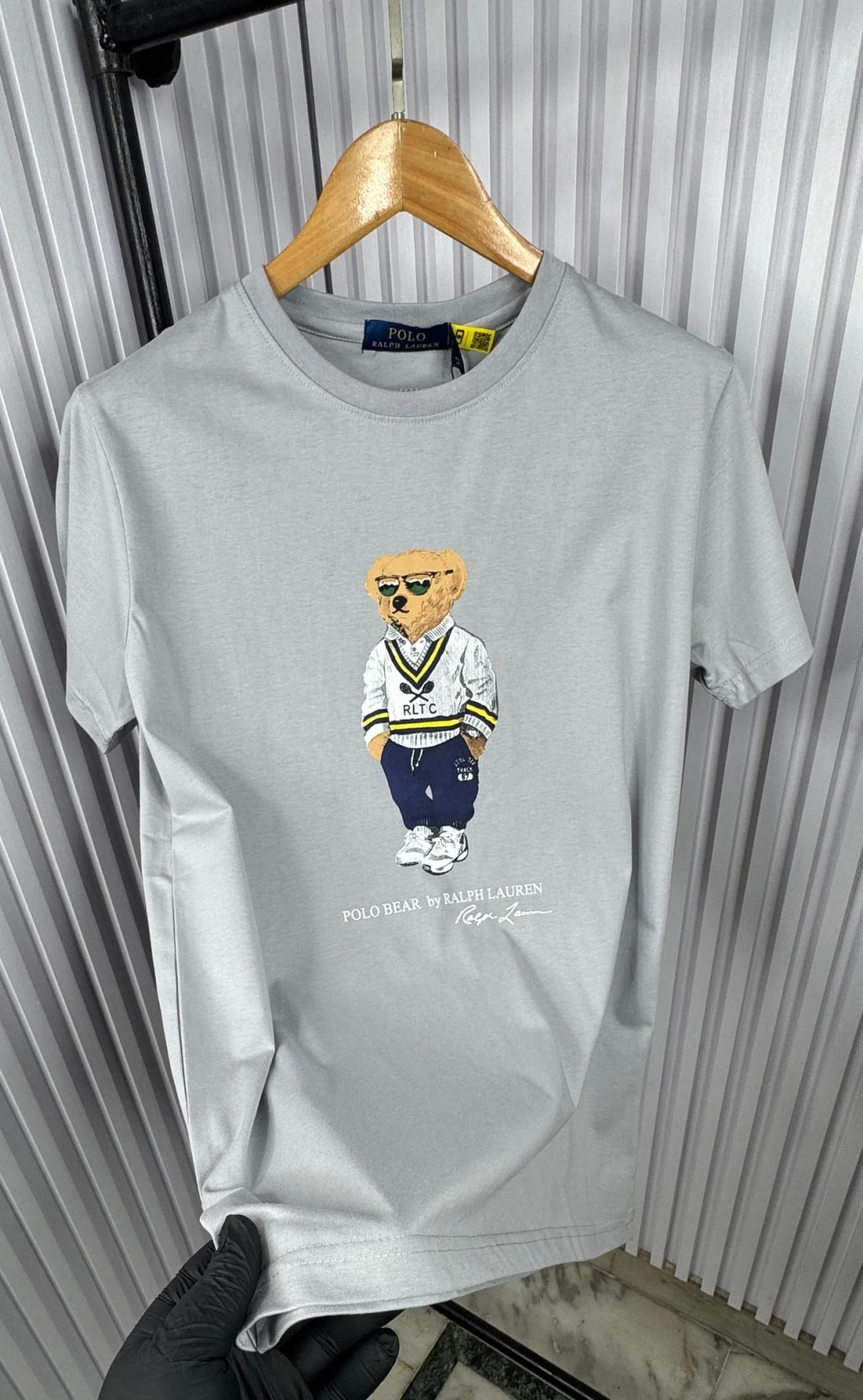 Luxury T-Shirt for Men: According to Me, It’s the Ultimate Wardrobe&nbsp;Essential